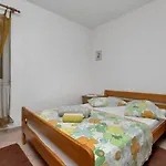 Appartement Robinzon Milivoj Bogomolje